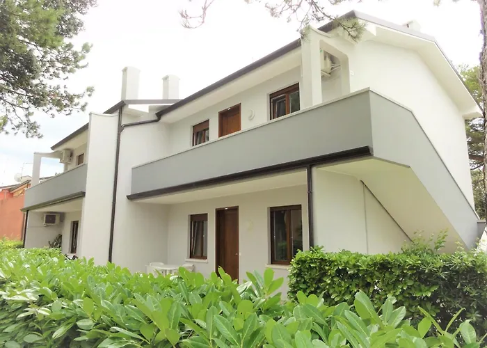 Bright Flat With Pool-beahost Bibione