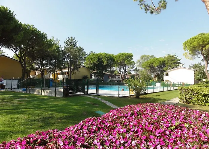 Bright Flat With Pool-beahost Bibione