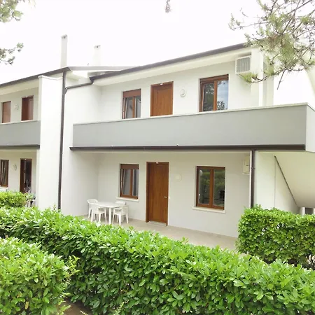 Bright Flat With Pool-beahost Apartament